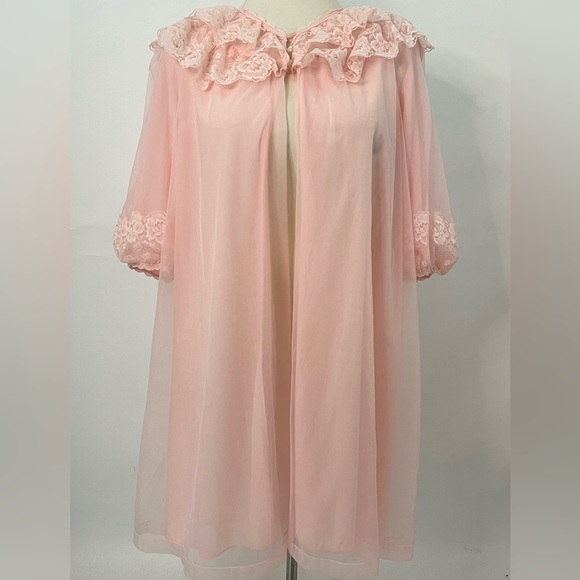 Vintage Other - Vintage 38/40 Sheer lingerie robe Lace Peignoir Nightgown Coquette Jacket Duster